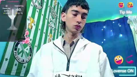 ttimy online show from December 15, 3:19 pm