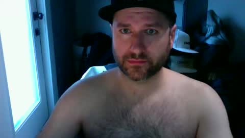 twattickler96 online show from March 15, 5:27 pm