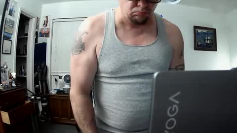 Tweeter74 online show from March 3, 10:17 am