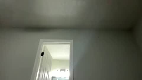 twinfl4m3ss online show from March 4, 1:46 am