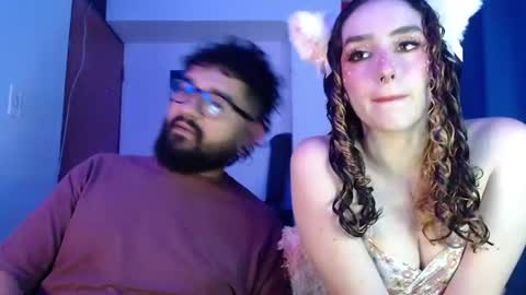 TwinFlamesXX online show from June 16, 9:52 pm