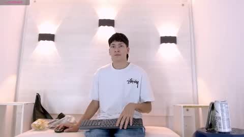 samu online show from October 12, 1:04 pm