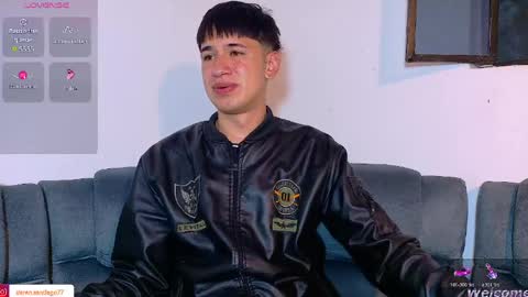 Mr Daren online show from April 16, 9:39 pm