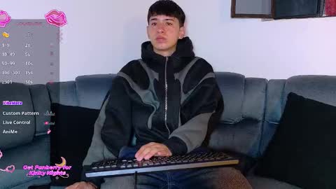 Mr Daren online show from December 1, 7:01 pm