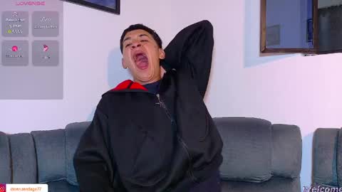 Mr Daren online show from May 8, 6:57 pm
