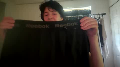 twinkboyboi69 online show from May 22, 8:15 pm