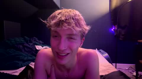 Hunter Twink online show from August 1, 4:25 am