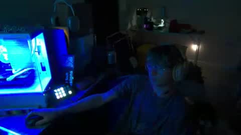 Snapshot of twinktools chatting on September 15, 3:41 am shytwink online show from September 15, 3:41 am