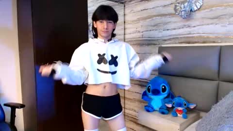 twinslovers_ online show from November 23, 4:54 am