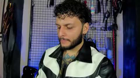 Clio  Tadeo online show from March 19, 4:07 am