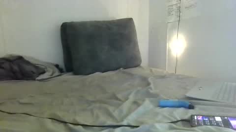 twizzytoxic22 online show from October 4, 7:33 pm