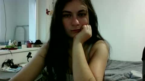 twolatte1520 online show from December 2, 8:23 am