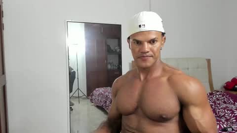 Yorquis Guzman online show from February 17, 1:37 am