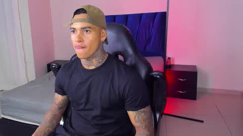 tyler_bell_ online show from March 26, 3:12 am