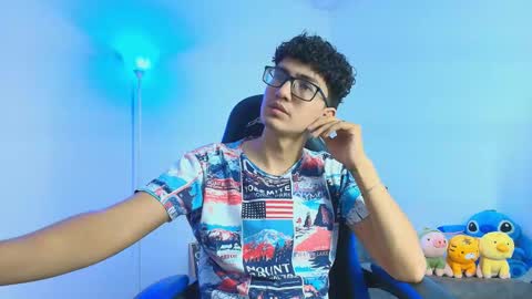   online show from October 14, 8:01 pm