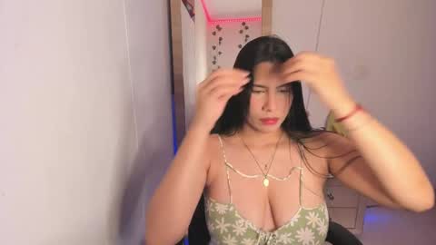 tylor_love online show from February 1, 9:29 pm