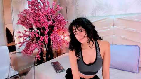    online show from March 19, 12:10 pm