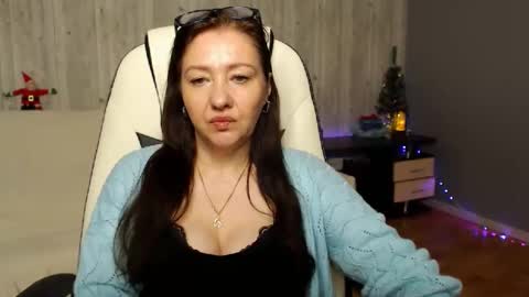 tyramories online show from December 22, 10:28 am