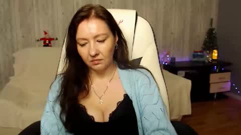 tyramories online show from December 13, 11:02 am