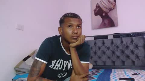 tyson_foxter_ online show from February 8, 9:07 pm