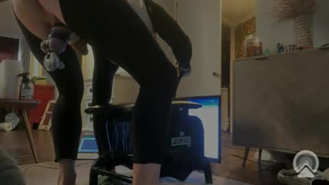 tysonjameson online show from September 28, 7:45 pm