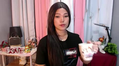 rechelle online show from December 20, 11:10 am