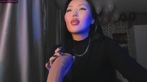 uko sa online show from November 29, 4:58 pm