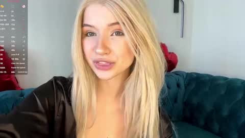 Vikki online show from May 7, 3:30 pm