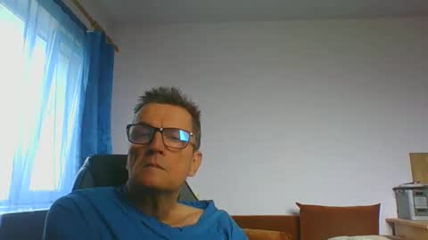 ulmeni4 online show from June 11, 10:24 am