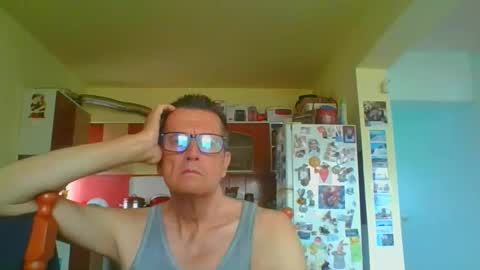 ulmeni4 online show from April 15, 2:20 pm