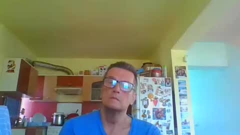 ulmeni4 online show from April 19, 11:11 am