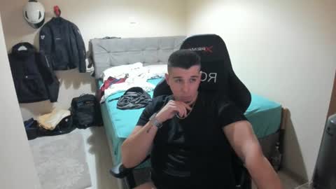 hi im mike tyson -  online show from June 21, 4:13 pm