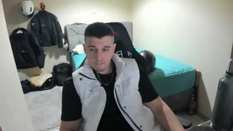 hi im mike tyson -  online show from June 13, 9:25 pm