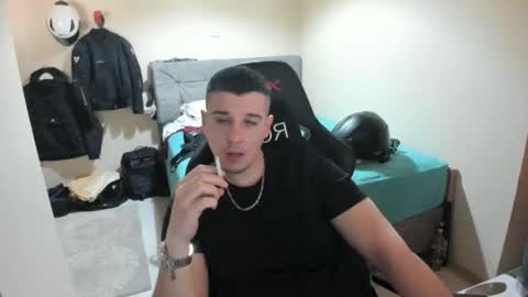 hi im mike tyson -  online show from June 20, 2:23 pm