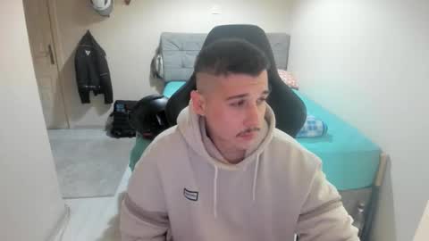 hi im mike tyson -  online show from November 21, 4:16 pm