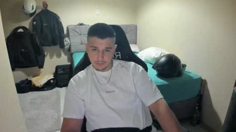 hi im mike tyson -  online show from July 24, 7:44 pm