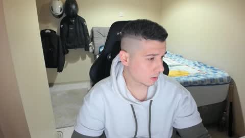 hi im mike tyson -  online show from February 26, 8:12 pm