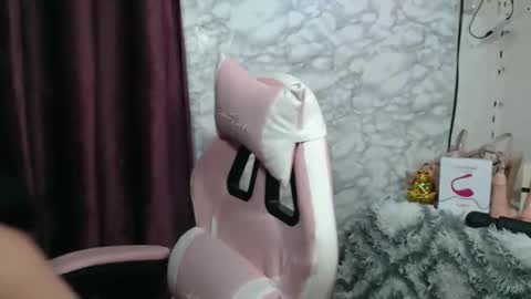 umi online show from February 18, 1:22 pm