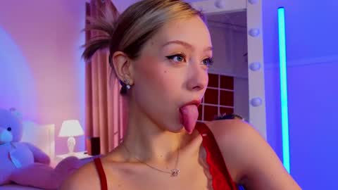 Lumina online show from April 15, 3:21 am