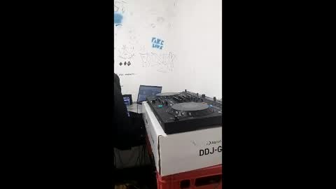 umzukaumtuga online show from January 17, 5:00 pm