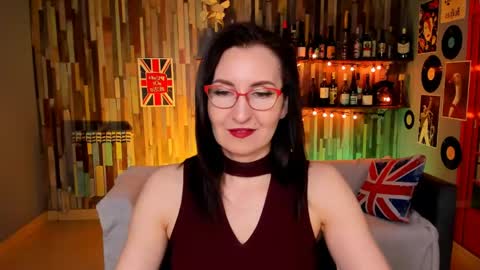 UnaTera online show from April 26, 5:49 am