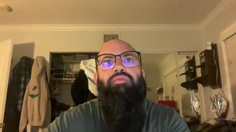 uncutbeard129840 online show from February 17, 1:10 pm