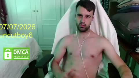 Uncut online show from July 7, 12:23 am