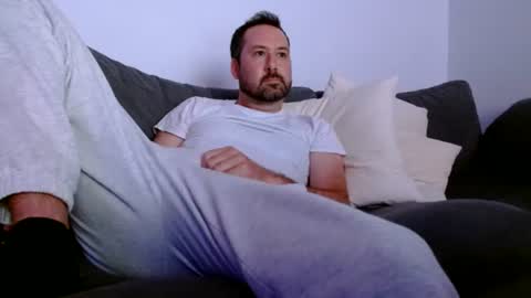 uncutc0ckslut online show from July 4, 3:43 am
