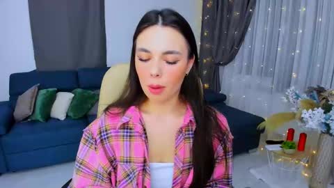 Patricia online show from March 11, 8:20 pm