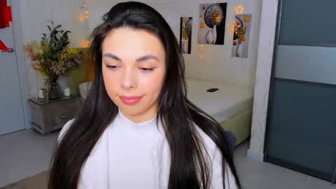 Patricia online show from February 7, 7:27 pm