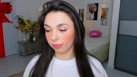 Patricia online show from March 5, 10:54 pm