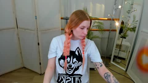 Call me Mira  thumbs up its make me happy online show from January 22, 8:49 pm