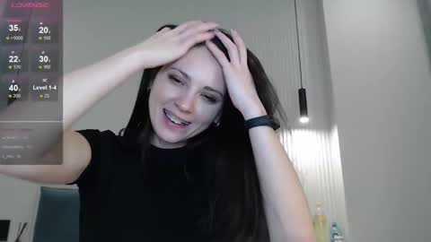 uninvited_raccoon online show from February 12, 4:01 am