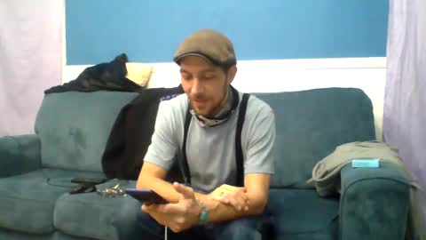 Unknown Sir online show from February 8, 1:11 am